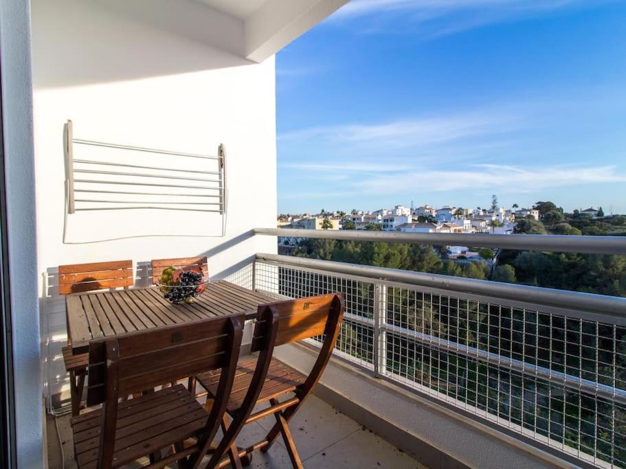 Central Apartment - Pool And Sea View & Albufeira Center Exterior photo