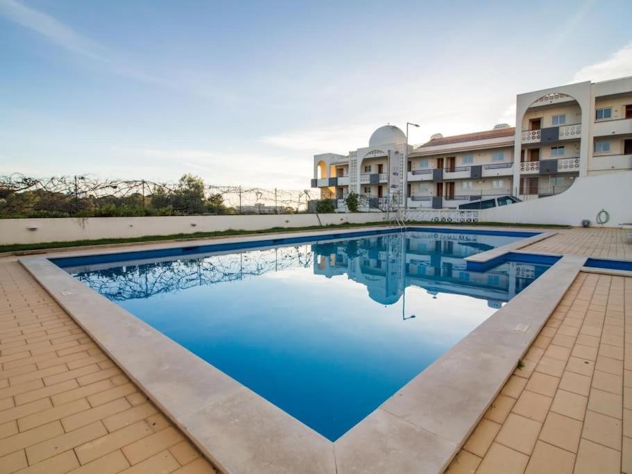 Central Apartment - Pool And Sea View & Albufeira Center Exterior photo